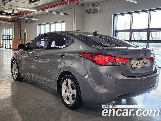 Hyundai AVANTE M16 GDI Modern — пробег 167 932 км — фото 3 из 5