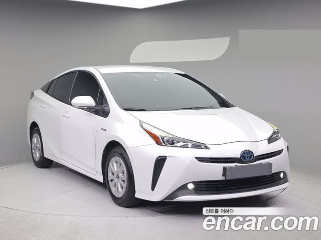 Toyota Prius из Кореи Encar