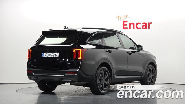Kia Sorento HEV 1.6 4WD Signature X Line — пробег 14 919 км — фото 2 из 5