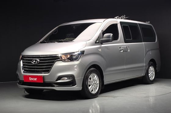 Hyundai Starex Van 5-Seater Smart — пробег 17 672 км — фото 1 из 5