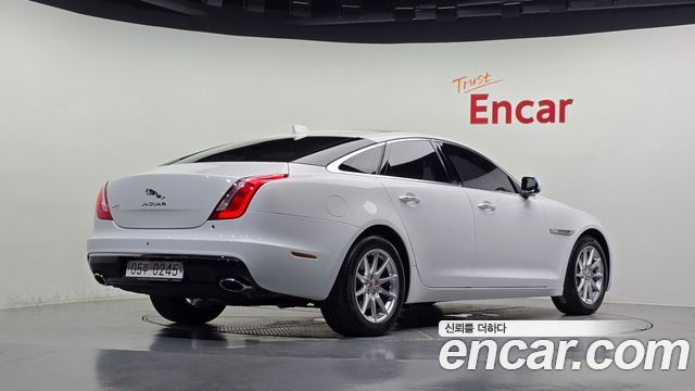 Jaguar XJ из Кореи Encar