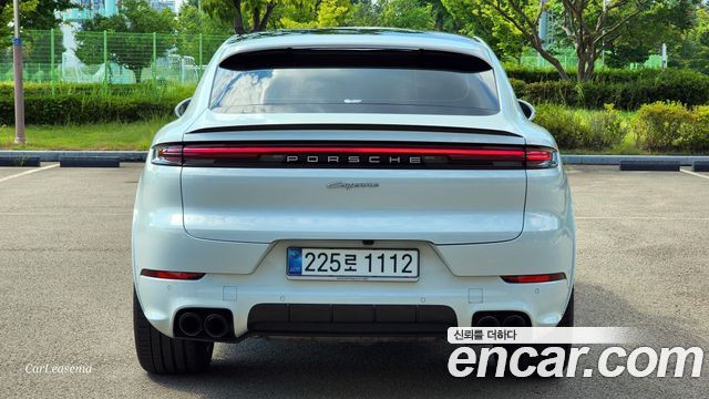 Porsche Cayenne 3.0 E-Hybrid Coupe — пробег 36 536 км — фото 4 из 5