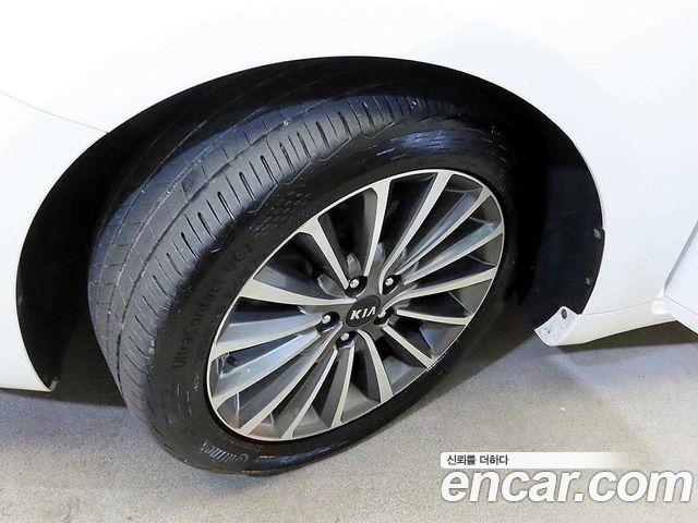 Kia K7 из Кореи Encar
