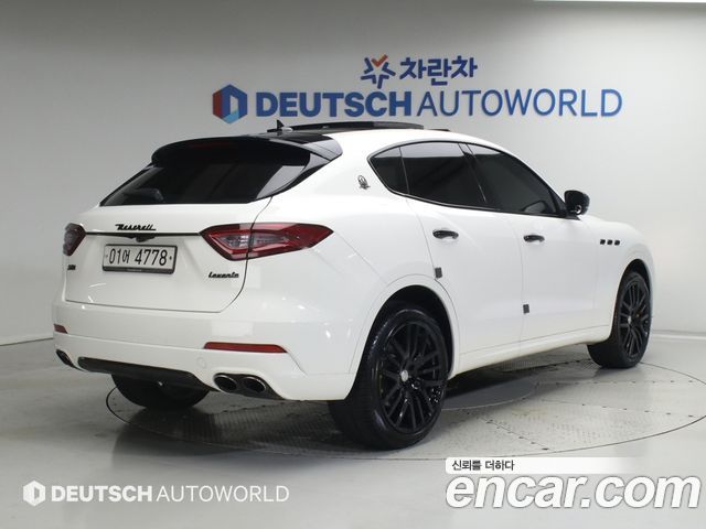 Maserati Levante из Кореи Encar