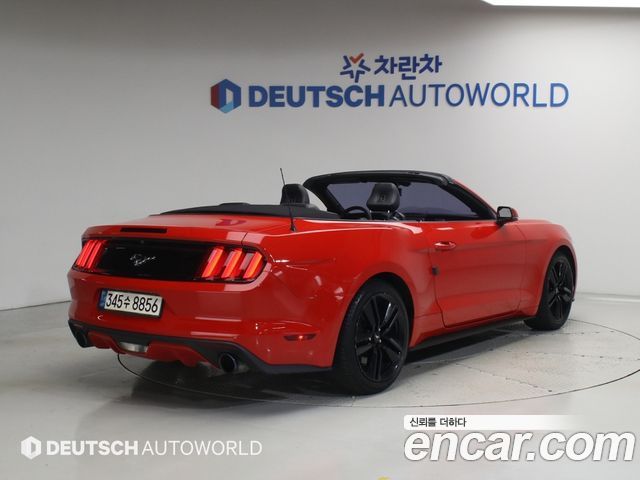 Ford Mustang Convertible — пробег 133 009 км — фото 2 из 5