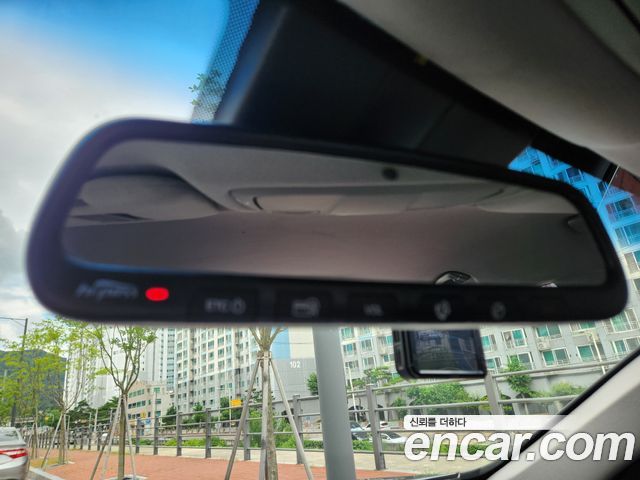 Hyundai Genesis из Кореи Encar