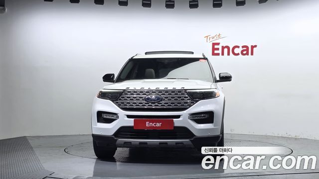 Ford Explorer 3.0 PHEV — пробег 77 361 км — фото 3 из 5