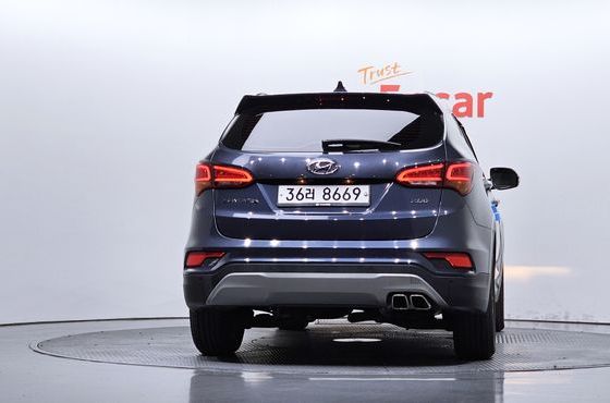 Hyundai Santafe Diesel 2.0 2WD Premium — пробег 70 832 км — фото 4 из 5