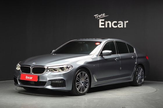 BMW 5-Series 530i xDrive M Sport Package Plus — пробег 63 034 км — фото 1 из 5