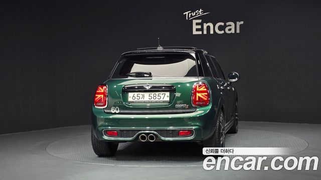 Mini Cooper из Кореи Encar