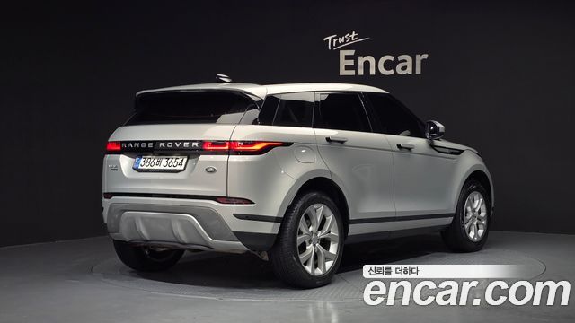 Land Rover Range Rover Evoque D150 S — пробег 133 411 км — фото 2 из 5