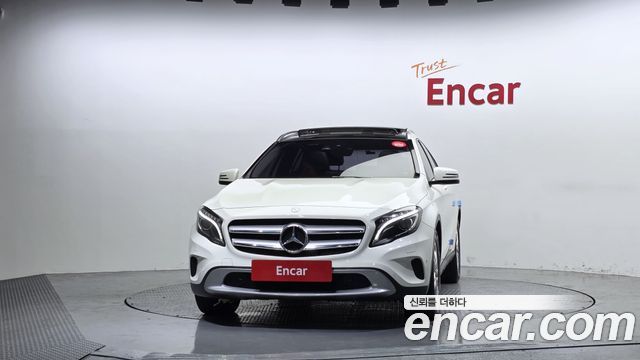 Mercedes-Benz GLA-Class GLA200 d 4MATIC — пробег 107 433 км — фото 3 из 5