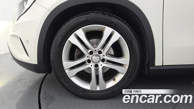 Mercedes-Benz GLA-Class GLA200 d 4MATIC — пробег 107 433 км — фото 5 из 5