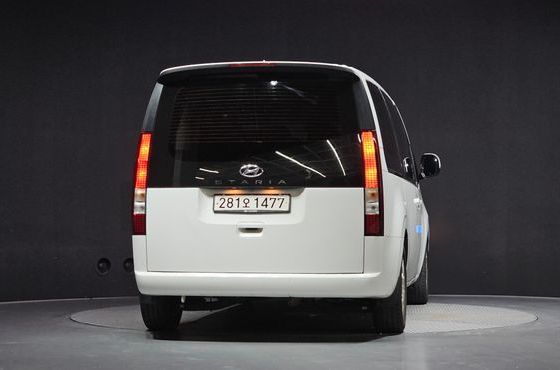 Hyundai Staria Tourer 9-Seater Modern — пробег 65 990 км — фото 4 из 5