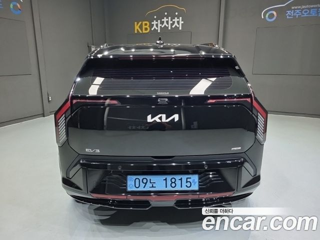 Kia EV3 из Кореи Encar