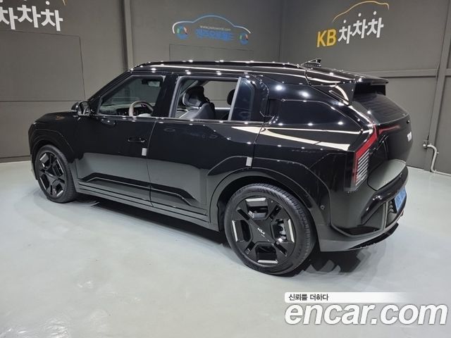 Kia EV3 из Кореи Encar
