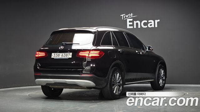 Mercedes-Benz GLC-Class GLC350e 4MATIC — пробег 124 142 км — фото 2 из 5