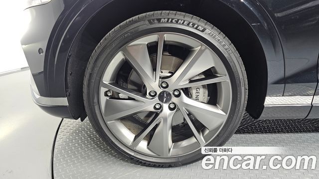 Genesis GV70 из Кореи Encar