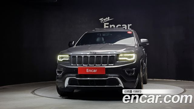 Jeep Cherokee 3.0 Diesel Overland WK2 — пробег 97 728 км — фото 3 из 5