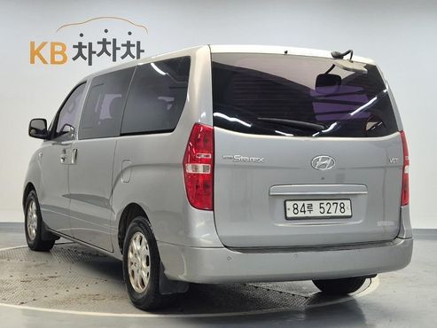 Hyundai Starex 5-Seater VAN CVX Luxury — пробег 156 828 км — фото 2 из 5