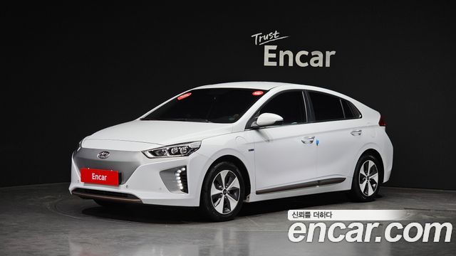 Hyundai Ioniq Q — пробег 125 082 км — фото 1 из 5