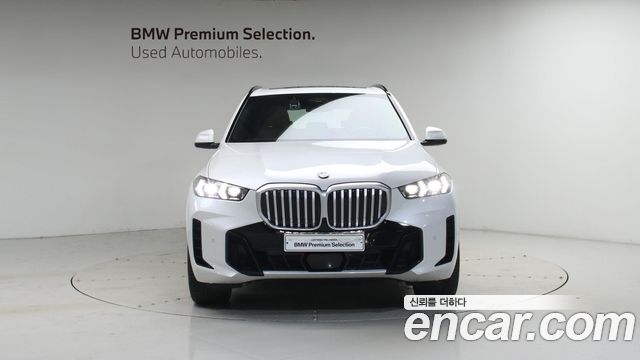 BMW X5 xDrive 40i M Sport — пробег 4 420 км — фото 2 из 5