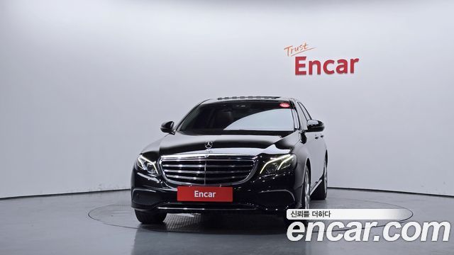 Mercedes-Benz E-Class из Кореи Encar
