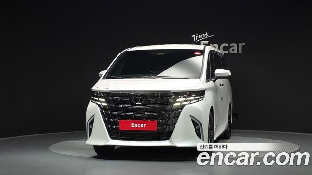 Toyota Alphard 2.5 HEV Executive AWD — пробег 7 919 км — фото 3 из 5