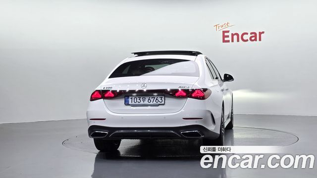 Mercedes-Benz E-Class из Кореи Encar