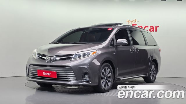 Toyota Sienna 3.5 AWD — пробег 80 125 км — фото 1 из 5