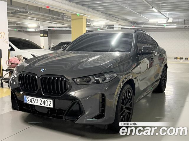 BMW X6 xDrive40i M Sport Pro Best Seller Edition — пробег 4 000 км — фото 1 из 5