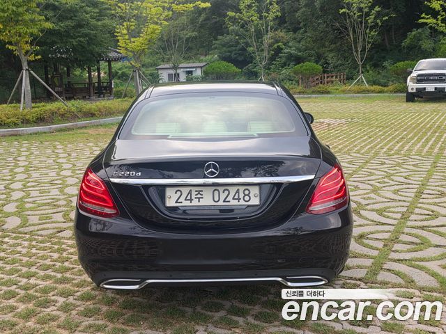 Mercedes-Benz C-Class из Кореи Encar