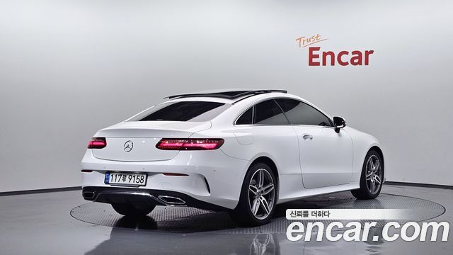 Mercedes-Benz E-Class из Кореи Encar