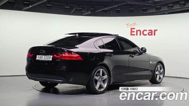 Jaguar XE из Кореи Encar