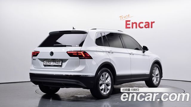 Volkswagen Tiguan из Кореи Encar