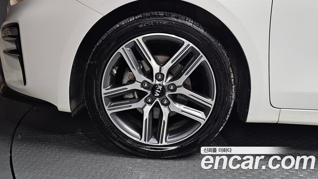 Kia K3 из Кореи Encar