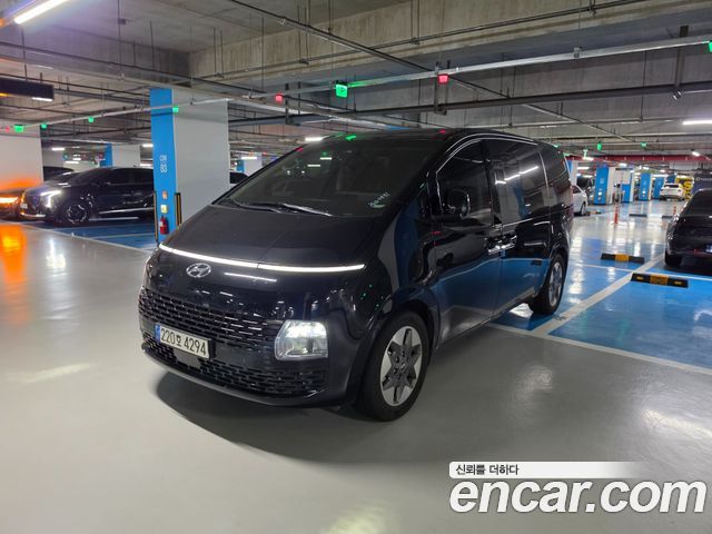 Hyundai Staria Tourer 9-Seater Modern — пробег 95 689 км — фото 2 из 5
