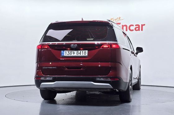 Kia Carnival Diesel 9-Seater Prestige — пробег 43 313 км — фото 4 из 5