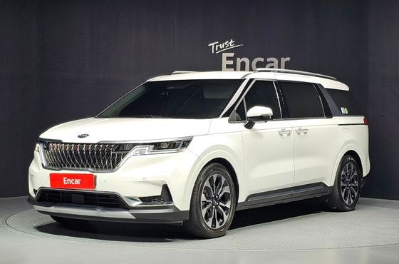 Kia Carnival Diesel 7-Seater Signature — пробег 29 243 км — фото 1 из 5