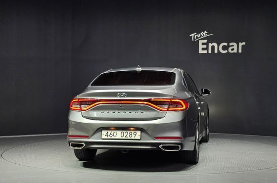 Hyundai Grandeur 2.4 Premium — пробег 159 064 км — фото 4 из 5