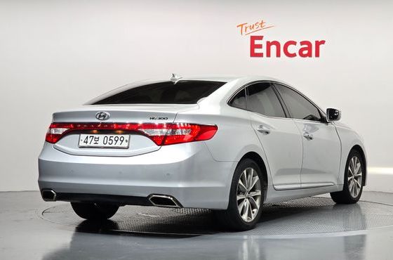 Hyundai Grandeur HG300 Premium — пробег 177 947 км — фото 2 из 5