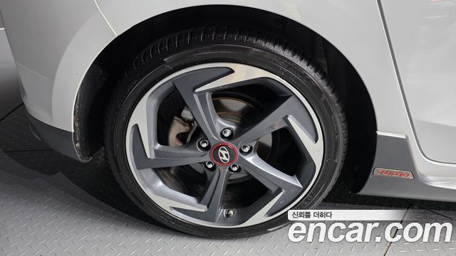 Hyundai Veloster из Кореи Encar