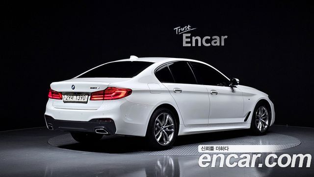 BMW 5-Series 520d M Sport package — пробег 120 081 км — фото 2 из 5