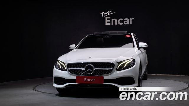 Mercedes-Benz E-Class из Кореи Encar