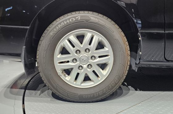 Hyundai Starex Van 5-Seater Modern — пробег 102 166 км — фото 5 из 5