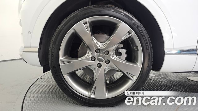 Genesis GV80 из Кореи Encar