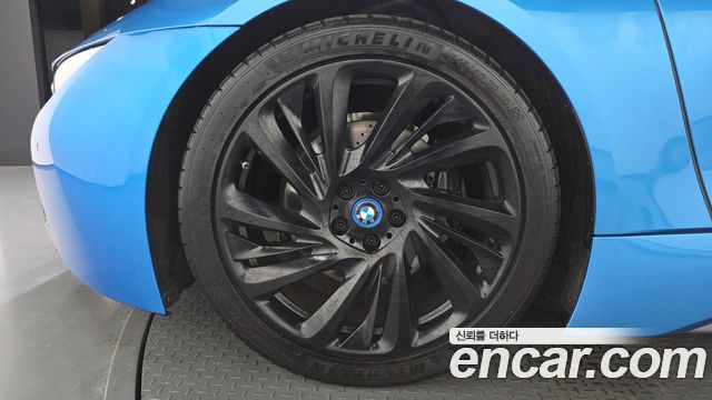 BMW i8 Coupe — пробег 75 867 км — фото 5 из 5