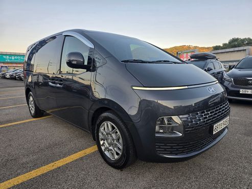 Hyundai Staria L3.5 Cargo 3-Seater Modern — пробег 70 000 км — фото 2 из 5