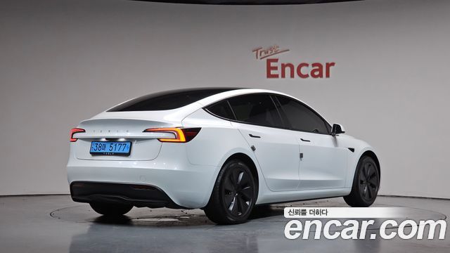 Tesla Model 3 RWD — пробег 14 386 км — фото 2 из 5