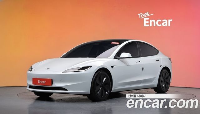 Tesla Model 3 RWD — пробег 14 386 км — фото 1 из 5